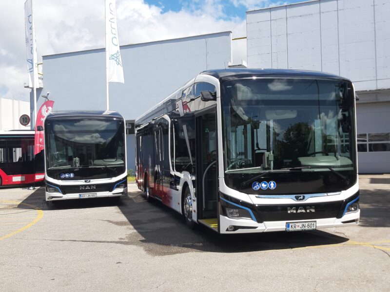 NEW E-BUSES IN CITY MUNICIPALITY OF KRANJ